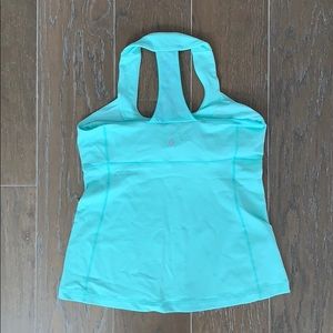 Lululemon tank